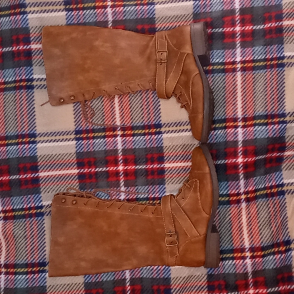 🍁Brown laced boots